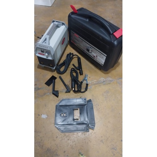 Maquina de soldar 300 amperios c/maletin - KENDE